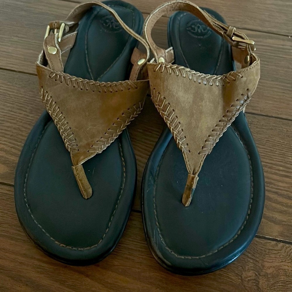 Johnston & Murphy sandals